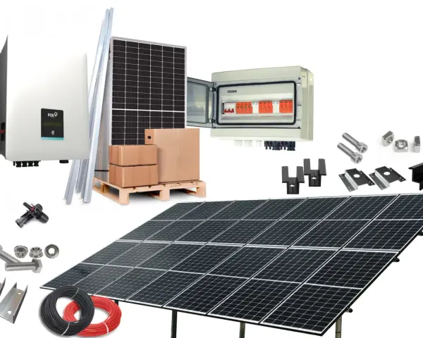 Zestaw do instalacji fotowoltaicznej: panele, inwerter, skrzynka z zabezpieczeniami, kable i elementy montażowe. Sprawdź panele fotowoltaiczne 5 kw cena.