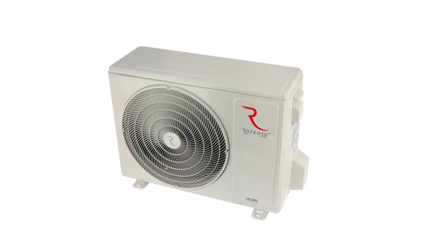 Jednostka zewnętrzna klimatyzatora Rotenso Ukura 7 kW, biała, z logo i oznaczeniem modelu.
