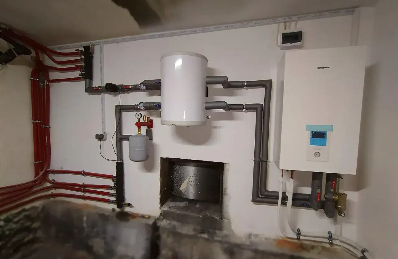 Pompa ciepła powietrze-woda Panasonic z zasobnikiem i instalacją. Sprawdź cenę z montażem!
